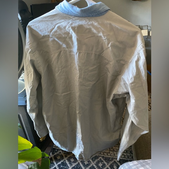 Vintage Made in Canada Men’s Button down - Picture 5 of 6